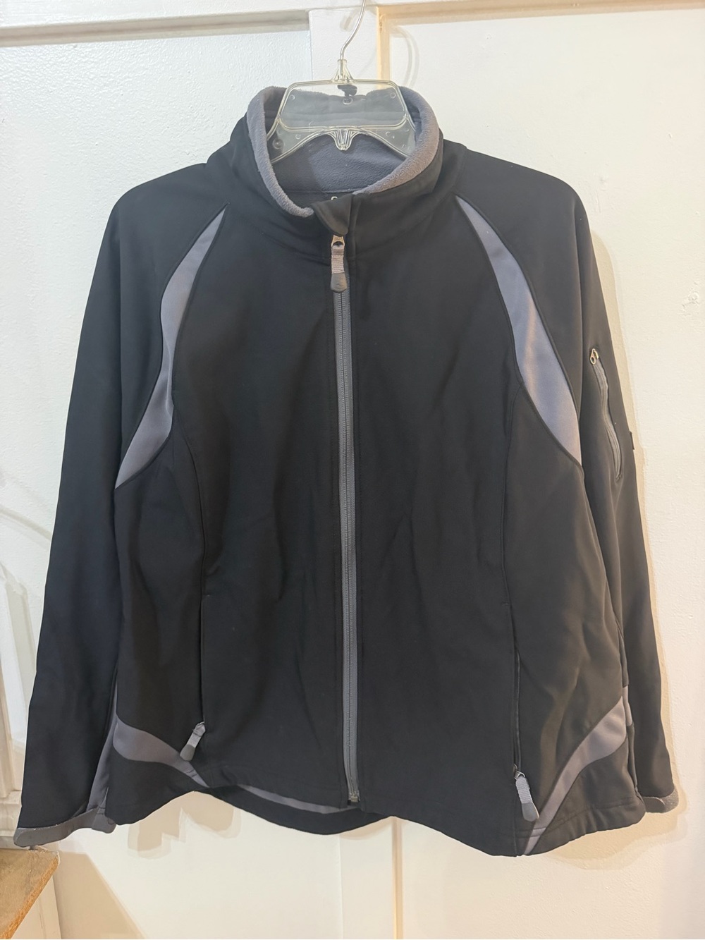 Women's Black & Gray Ski Jacket - Full-Zip Performance Shell